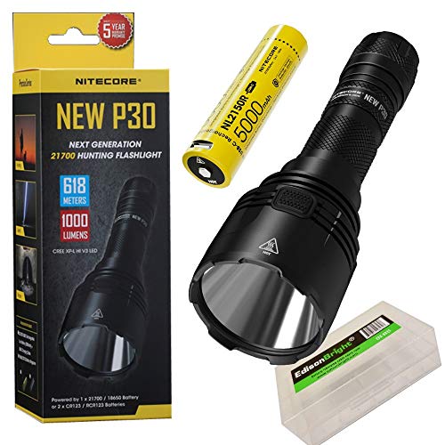 Nitecore P30 - Linterna LED (1000 lúmenes, 676 yardas, con cargador USB Nitecore UM10, batería recargable 18650 NL183 y 2 pilas de litio CR123A EdisonBright)